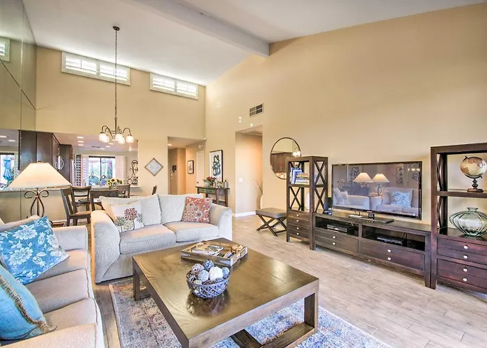 Beautiful Gated Country Club, Prime Location