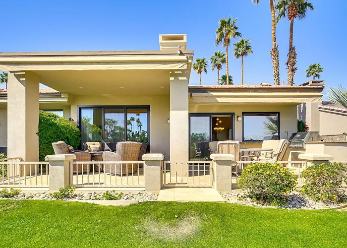 Community Pools & Golf Views: Palm Desert Condo!